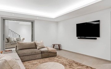Property slide 29