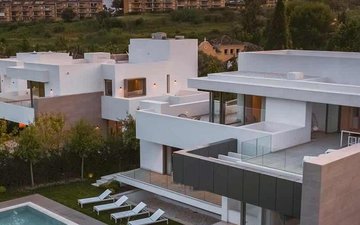 Property slide 22