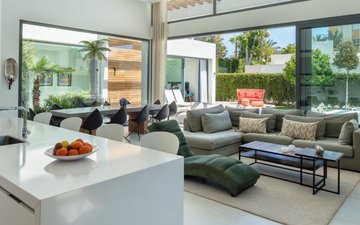 Property slide 28