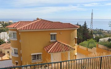 Property slide 30