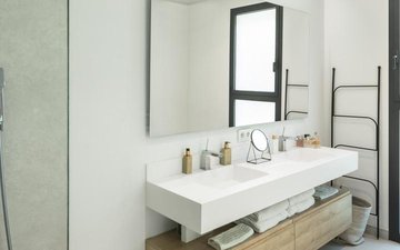 Property slide 31