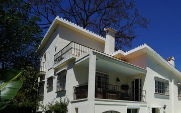 Property slide 14