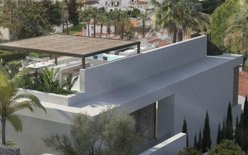 Property slide 31