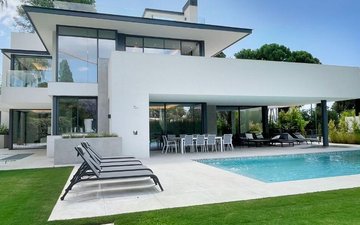 Property slide 14
