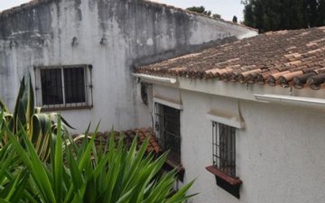 Property slide 17