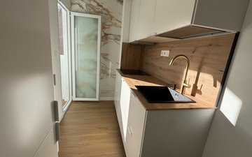 Property slide 20