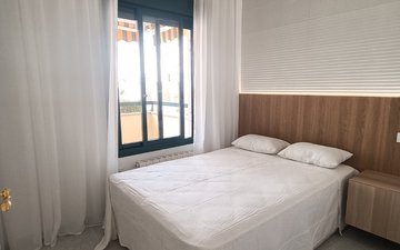 Property slide 32