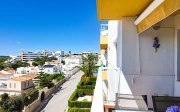 Property slide 22