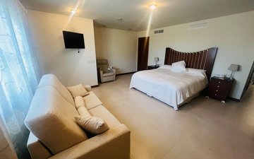 Property slide 25