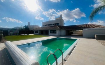 Property slide 38