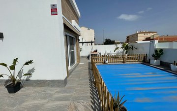 Property slide 32