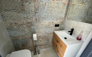 Property slide 24