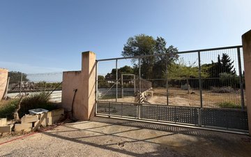 Property slide 16