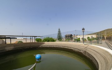 Property slide 24