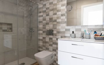 Property slide 20