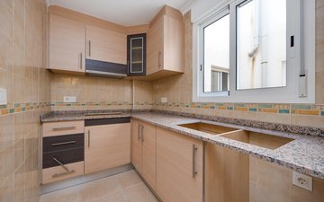 Property slide 17