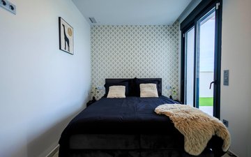 Property slide 14