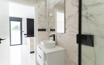 Property slide 16