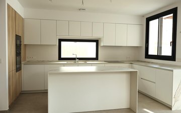 Property slide 16