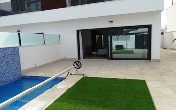 Property slide 25