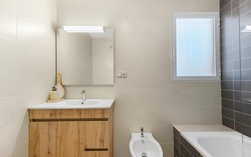 Property slide 39