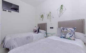 Property slide 16
