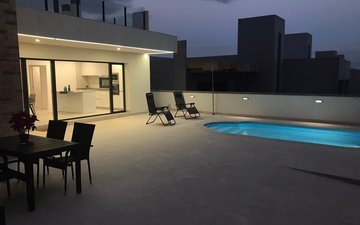 Property slide 10