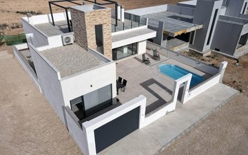 Property slide 41