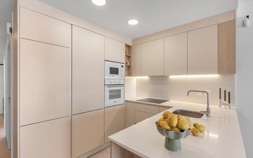 Property slide 25