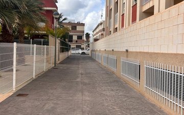 Property slide 22