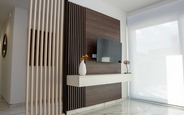 Property slide 15