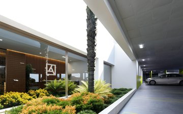 Property slide 18