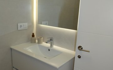 Property slide 18