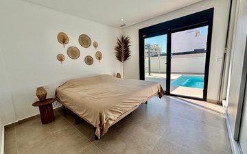 Property slide 19