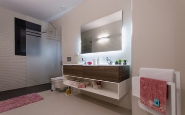 Property slide 43