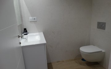 Property slide 33