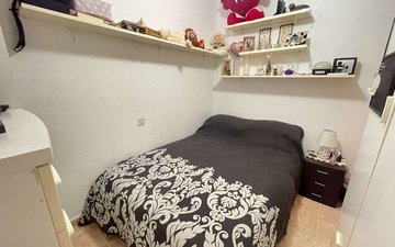 Property slide 18