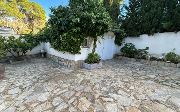 Property slide 42