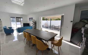 Property slide 46