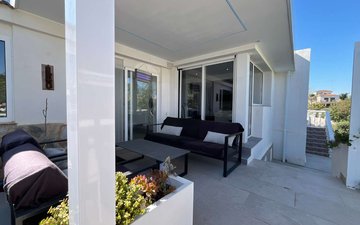 Property slide 10