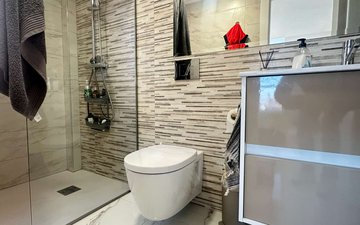 Property slide 18