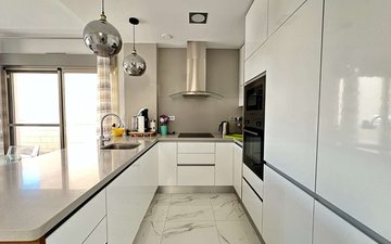 Property slide 7