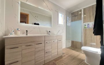 Property slide 17