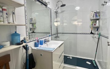 Property slide 19