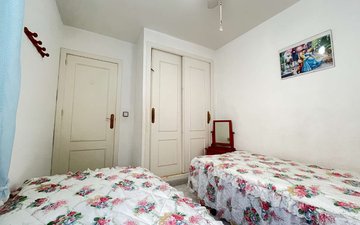 Property slide 16