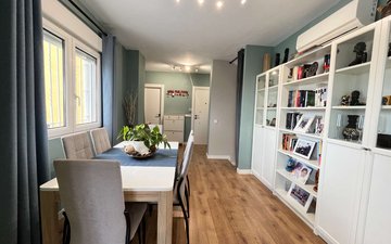 Property slide 21