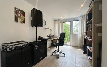 Property slide 15