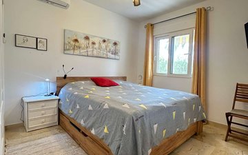 Property slide 20