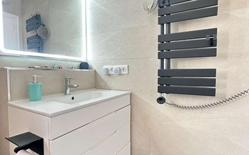 Property slide 22