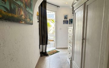 Property slide 17